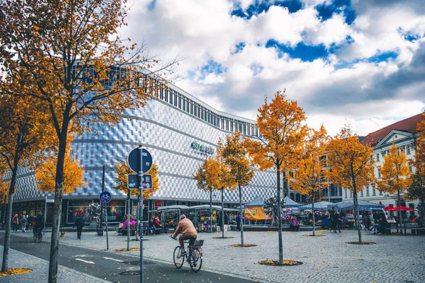 智能化集成系統：提升效率與創新的未來之路