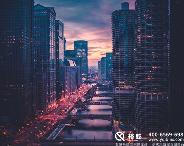 智慧校園系統多少錢一套？成本與價值分析！